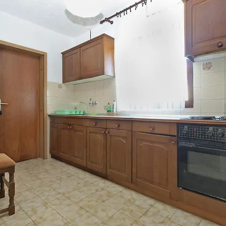 With Parking Space Galizana, Fazana - 19608 Daire *